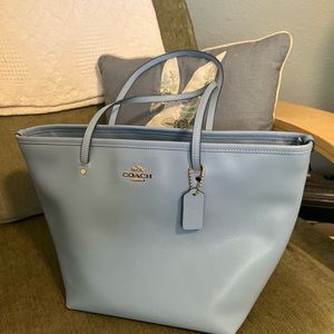 Coach Taxi Tote Crossgrain Leather Light Blue